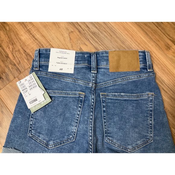 NWT Women's H&M Denim Shorts Regular Waist Size 2 - Picture 6 of 13